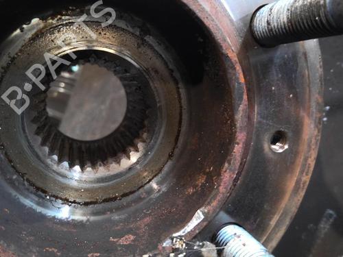 Used Left front steering knuckle Left front steering knuckle CHEVROLET CRUZE (J300) 2.0 CDI (163 hp) 26156487 26156487