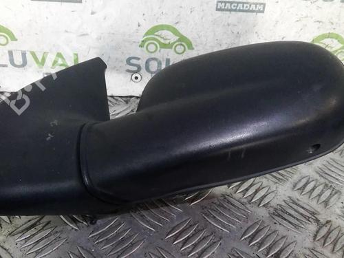 Retrovisor izquierdo RENAULT CLIO I (B/C57_, 5/357_) 1.2 (5/357Y, 5/357K) (58 hp) 22003804
