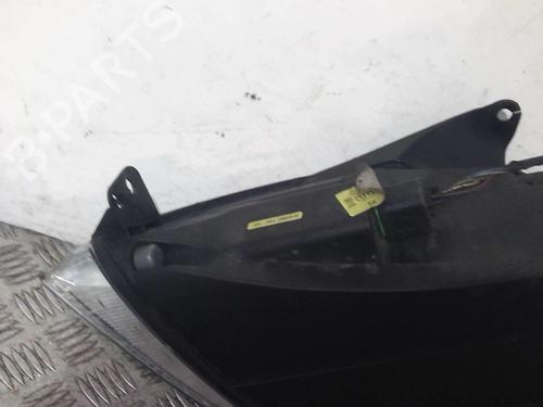 Right headlight FORD FIESTA V (JH_, JD_) 1.4 TDCi | BP20352611C29 