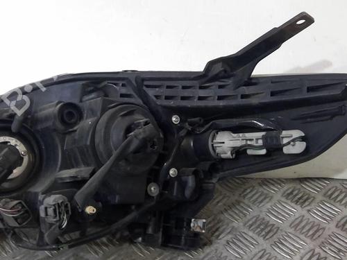 Right headlight MAZDA 5 (CR) 2.0 CD (CR19) | BP20366920C29 