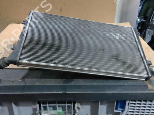 water-radiator-vw-passat-b6-3c2-2005-2006-2007-2008-2009-2010-2011-32354640 main image