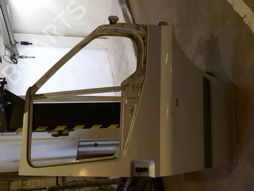 Used Right front door Right front door 33322605 33322605