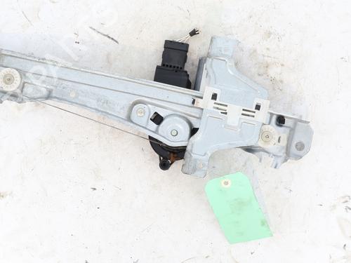 Used Rear right window mechanism Rear right window mechanism CITROËN C3 III (SX) 1.2 PureTech 82 (83 hp) 29600394 29600394