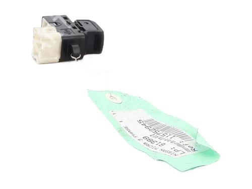 Used Right front window switch Right front window switch NISSAN MICRA III (K12) 1.4 16V (88 hp) 30528254 30528254