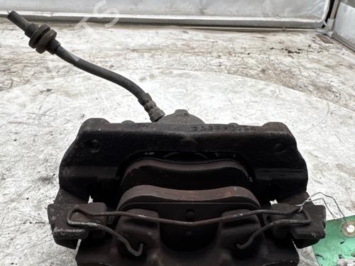 Used Left front brake caliper Left front brake caliper 37656855 37656855