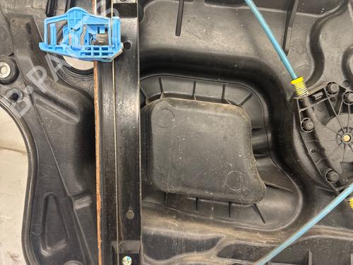 Front right window mechanism LANCIA YPSILON (843_) 1.3 D Multijet (843.AXE11, 843.AXE1A) | BP37246390C23 - Image 3