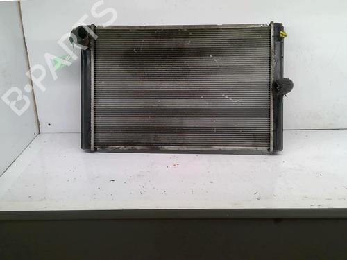 Used Water radiator Water radiator TOYOTA AURIS (_E15_) 1.4 D-4D (NDE150_, NDE150R) (90 hp) 32991976 32991976