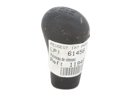 Used Shift knob Shift knob PEUGEOT 107 (PM_, PN_) 1.0 (68 hp) 31818181 31818181
