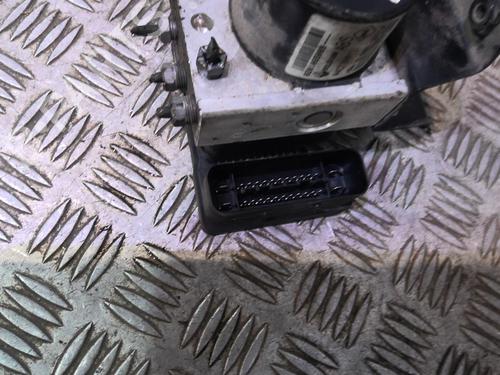 Used ABS pump ABS pump RENAULT TWINGO II (CN0_) 1.2 16V (CN04, CN0B) (75 hp) 20358663 20358663