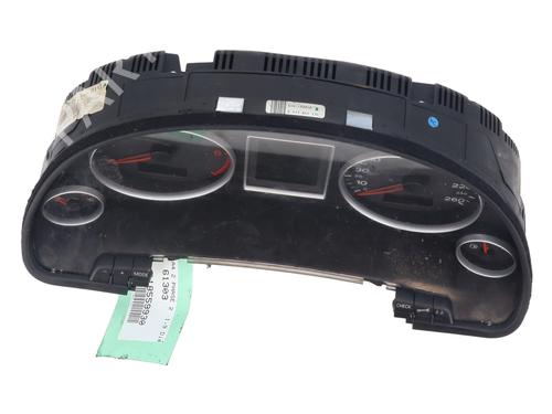 Used Instrument cluster AUDI A4 B7 (8EC) 1.9 TDI (116 hp) 31655236