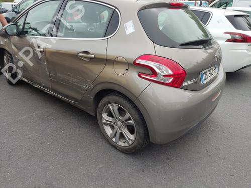 Left mirror PEUGEOT 208 I (CA_, CC_) 1.2 VTI 82 | BP32128549C26