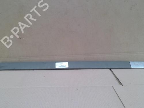 Used Door moulding trim RENAULT MEGANE II Estate (KM0/1_) 1.5 dCi (KM16, KM1E) (106 hp) 29896660