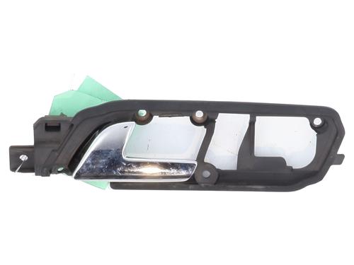 Used Front left interior door handle VW POLO IV (9N_, 9A_) 1.4 TDI (70 hp) 29618348
