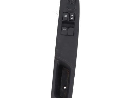 Used Left front window switch SUZUKI SWIFT V (AZ) 1.2 Hybrid (Mild Hybrid) (A2L412) (83 hp) 29143348