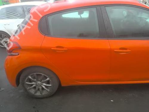 Engine PEUGEOT 208 I (CA_, CC_) 1.6 HDi / BlueHDi 75 | BP24876785M1 - Image 17