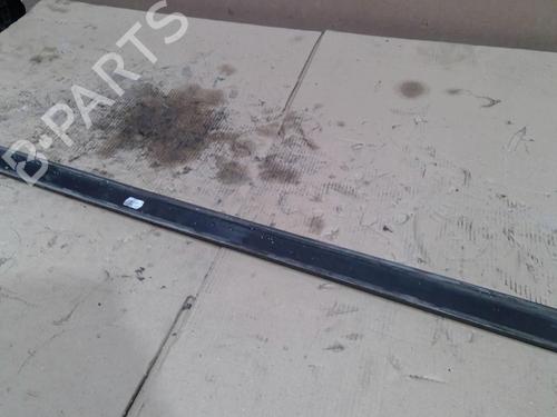 door-moulding-trim-skoda-fabia-ii-542-2006-2007-2008-2009-2010-2011-2012-2013-2014-31382647 main image
