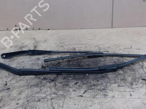 Used Front windshield wiper arm DACIA DUSTER (HS_) 1.5 dCi (86 hp) 29318886