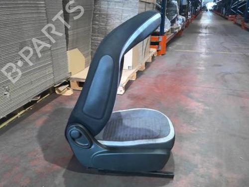 Used Right front seat Right front seat RENAULT TWINGO III (BCM_, BCA_) 1.0 SCe 70 (BCMB) (69 hp) 29596546 29596546