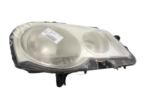 Højre forlygte VW POLO IV (9N_, 9A_) 1.2 (60 hp) 28589592