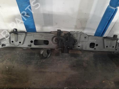 Frontplate/Frontkurv TOYOTA YARIS (_P9_) 1.4 D-4D (NLP90_, NLP90R) | BP20351754C72 