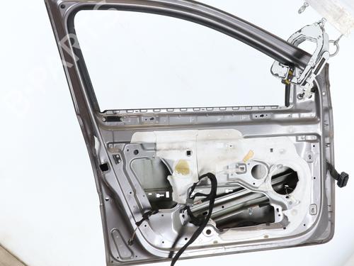 Used Left front door Left front door RENAULT CLIO III Grandtour (KR0/1_) 1.5 dCi (75 hp) 25223815 25223815