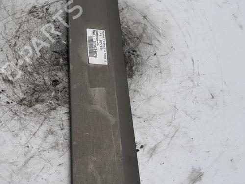 Friso da porta Friso da porta RENAULT ESPACE IV (JK0/1_) 2.0 dCi (JK02, JK03) (131 hp) 33803651 33803651