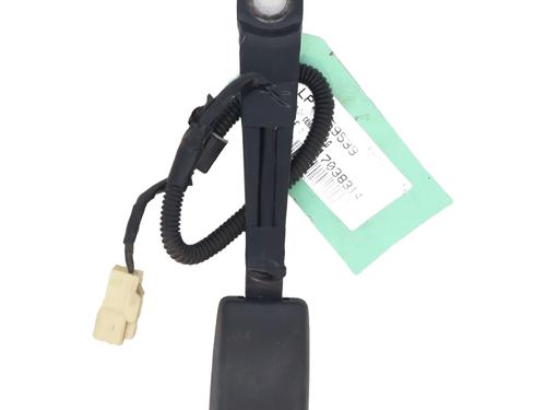 Boucle de ceinture de sécurité TOYOTA YARIS (_P9_) 1.4 D-4D (NLP90_, NLP90R) | BP30866325I32