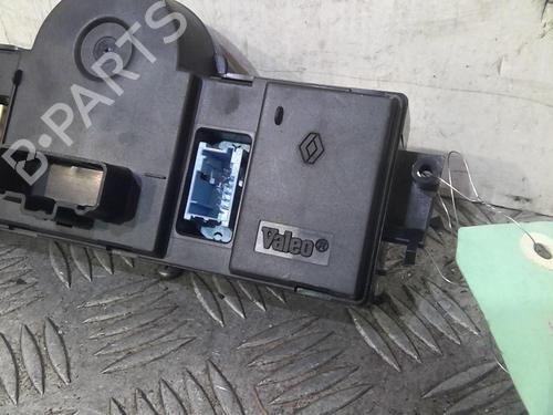 Climate control RENAULT SCÉNIC II (JM0/1_) 1.5 dCi (JM1E, JM16) | BP20357328I5 