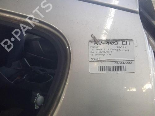 Right taillight PEUGEOT 107 (PM_, PN_) 1.0 | BP20370174C35 