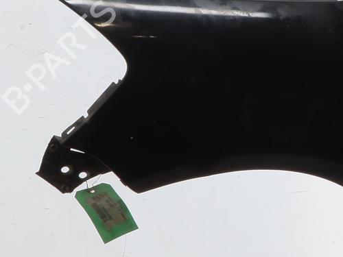 Guarda-lamas esquerdo Guarda-lamas esquerdo VW FOX Hatchback (5Z1, 5Z3, 5Z4) 1.2 (55 hp) 31910717 31910717
