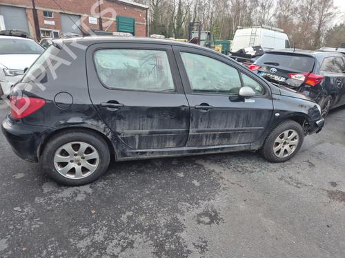 Left taillight PEUGEOT 307 (3A/C) 2.0 HDi 110 | BP32275662C34