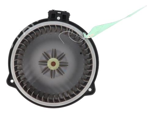 Ventilator motor TOYOTA RAV 4 II (_A2_) 2.0 D 4WD (CLA20_, CLA21_, CLA20R, CLA21R) (116 hp) 29197188