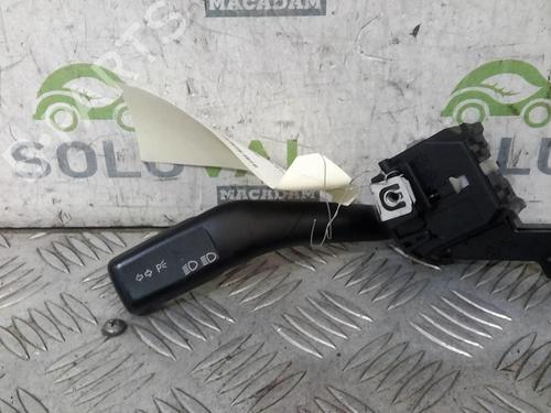 Used Switch VW GOLF V (1K1) 1.9 TDI (90 hp) 21816899