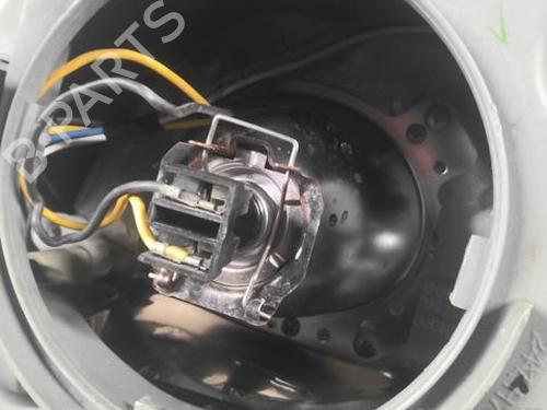 Used Right headlight MERCEDES-BENZ E-CLASS (W210) E 220 CDI (210.006) (143 hp) 21999741