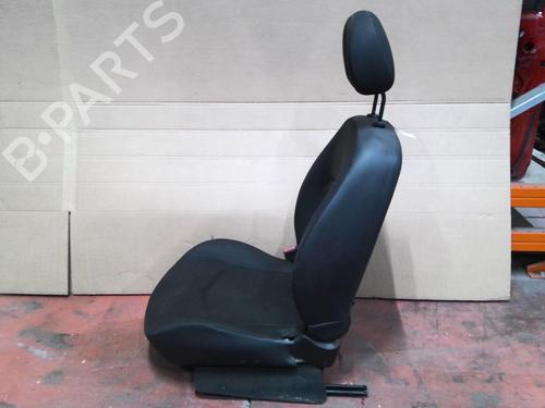 Left front seat PEUGEOT 206+ (2L_, 2M_) 1.4 HDi eco 70 | BP31834012C15