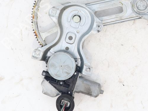 Rudehejsemekanisme ventre foran Rudehejsemekanisme ventre foran TOYOTA YARIS (_P13_) 1.4 D (NLP130_, NLP130) (90 hp) 36365076 36365076