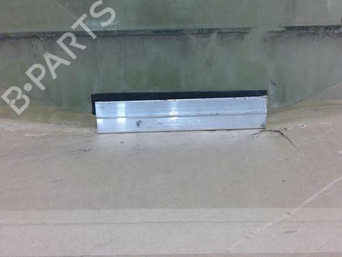 Szyba drzwi tylnych prawych OPEL MERIVA A MPV (X03) 1.4 16V Twinport LPG (E75) | BP30261636C21