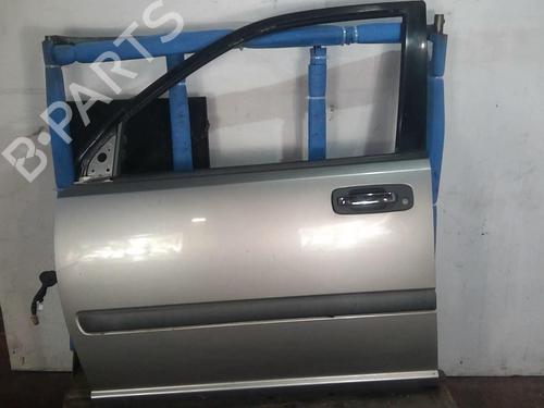 Used Left front door NISSAN X-TRAIL I (T30) 2.2 Di 4x4 (114 hp) 20366263