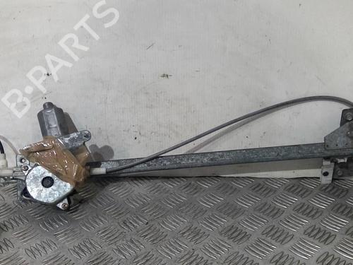 Used Front right window mechanism Front right window mechanism MERCEDES-BENZ V-CLASS (638/2) V 230 TD (638.274) (98 hp) 28416285 28416285