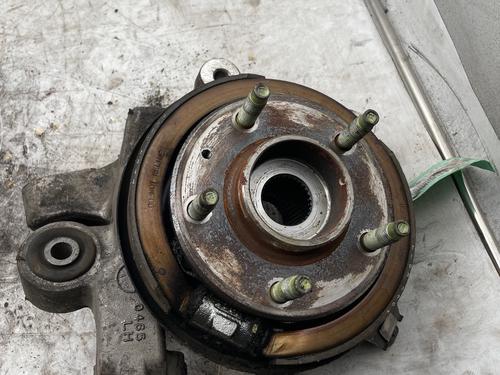 Left rear steering knuckle CADILLAC STS 3.6 | BP37743120M27 - Image 4