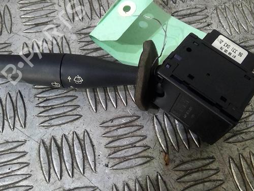 steering-column-stalk-peugeot-206-hatchback-2ac-16-i-6239j1-1998-1999-2000-2001-2002-2003-2004-2005-2006-2007-2008-2009-2010-2011-2012-20357473 main image