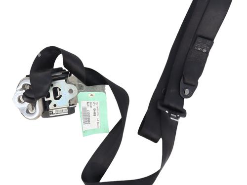 front-right-seatbelt-vw-fox-hatchback-5z1-5z3-5z4-2003-2004-2005-2006-2007-2008-2009-2010-2011-2012-2013-2014-2015-39647147 main image