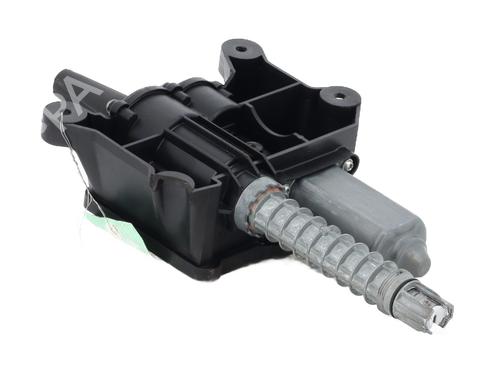 Used Electric handbrake PEUGEOT 5008 (0U_, 0E_) 1.6 HDi (112 hp) 30261742