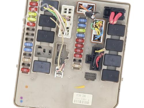 Fuse box RENAULT CLIO III Grandtour (KR0/1_) 1.5 dCi (KR0G) | BP31635323E1 