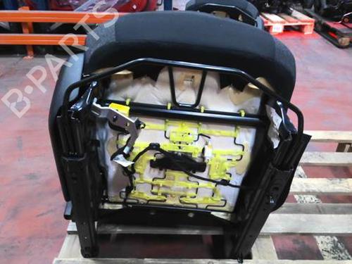 Used Right front seat Right front seat PEUGEOT 208 II (UB_, UP_, UW_, UJ_) 1.2 PureTech 75 (75 hp) 30261840 30261840