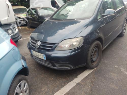 Front left exterior door handle VW GOLF PLUS V (5M1, 521) 1.9 TDI | BP30528230C128