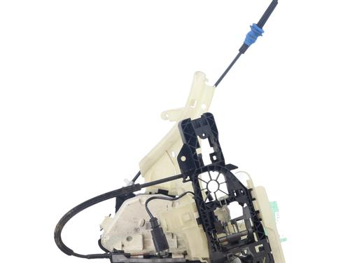 Front left lock VW PASSAT CC B6 (357) 2.0 TDI | BP39729251C98 - Image 2