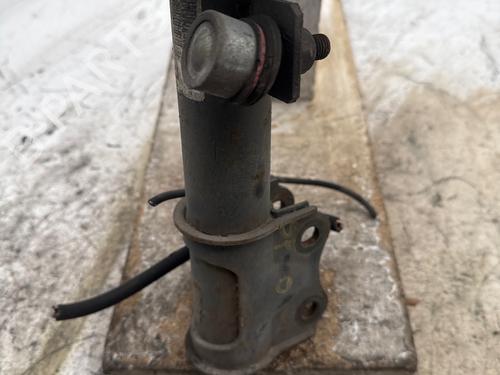 Used Left front shock absorber Left front shock absorber SUZUKI SWIFT III (MZ, EZ) 1.3 (RS413, ZC11S) (92 hp) 40093466 40093466