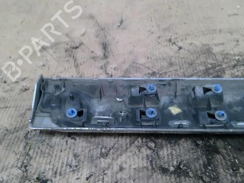 door-moulding-trim-renault-megane-iii-hatchback-bz01_-b3_-2008-29318896 main image