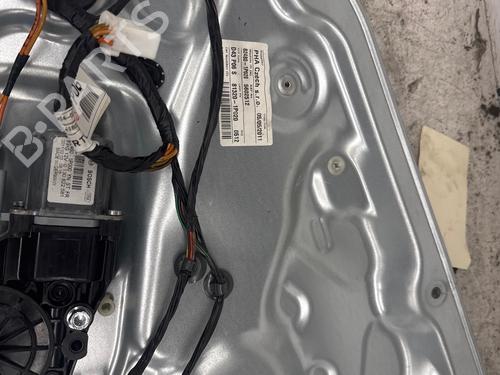 Front right window mechanism KIA VENGA (YN) 1.4 CVVT | BP40240017C23 - Image 9